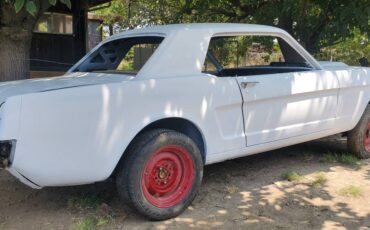 Ford-Mustang-1966-grey-2