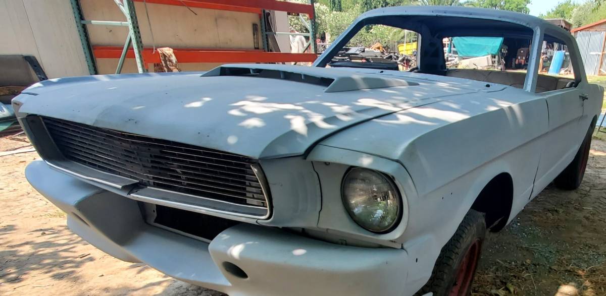Ford-Mustang-1966-grey-5