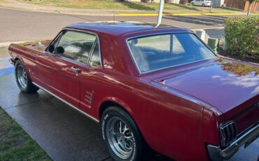 Ford-Mustang-1966-red-1