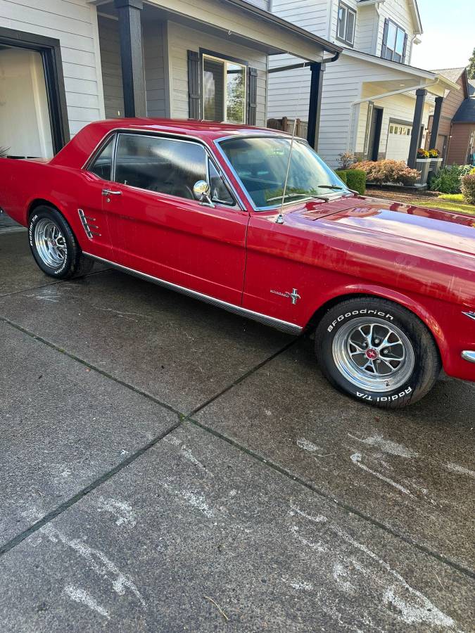 Ford-Mustang-1966-red-4