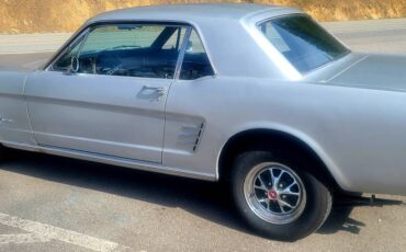 Ford-Mustang-1966-silver-3