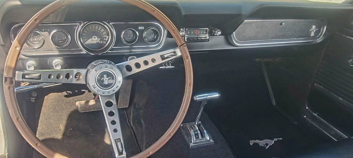 Ford-Mustang-1966-silver-5
