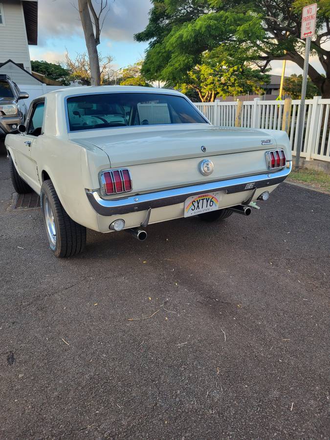Ford-Mustang-1966-white-5