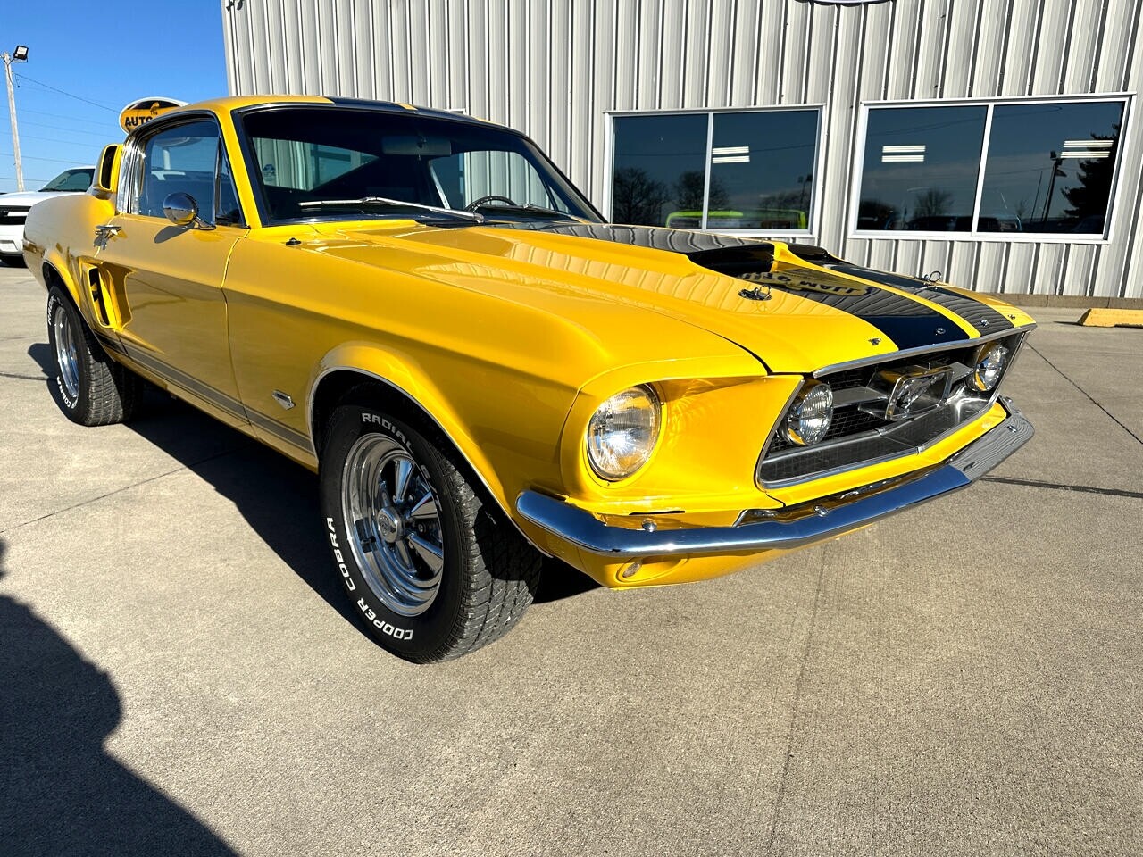 Ford-Mustang-1967-Classic-Car-14