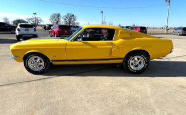 Ford-Mustang-1967-Classic-Car-17