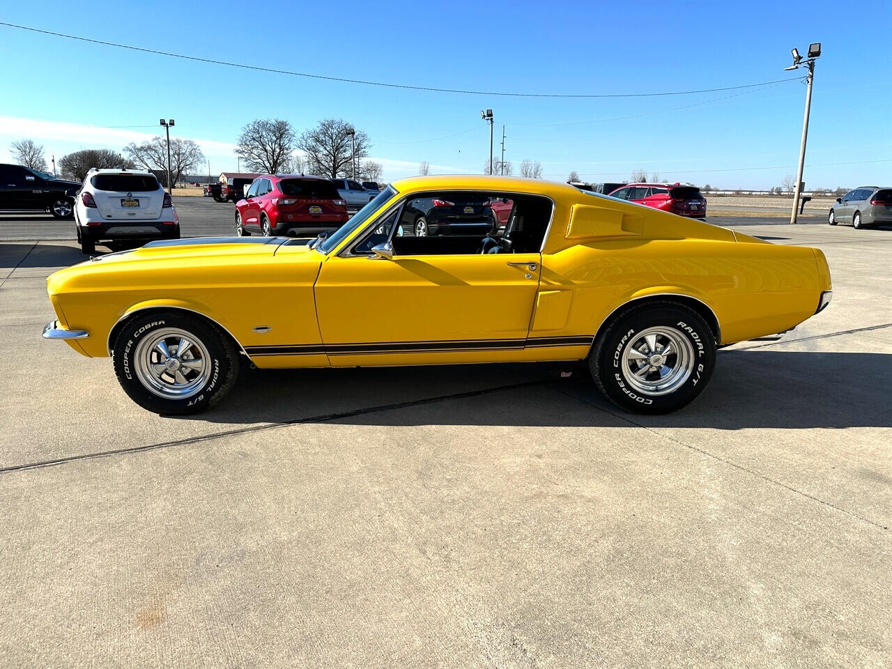 Ford-Mustang-1967-Classic-Car-17