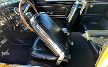 Ford-Mustang-1967-Classic-Car-23