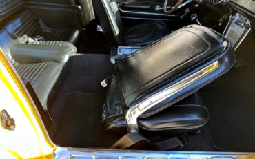 Ford-Mustang-1967-Classic-Car-25