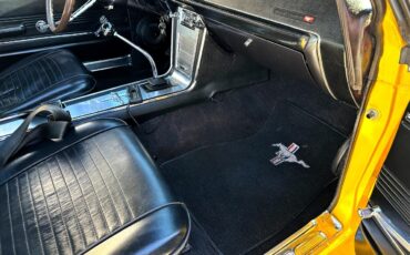 Ford-Mustang-1967-Classic-Car-26