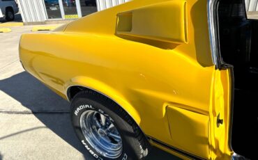 Ford-Mustang-1967-Classic-Car-27