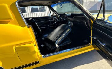 Ford-Mustang-1967-Classic-Car-28