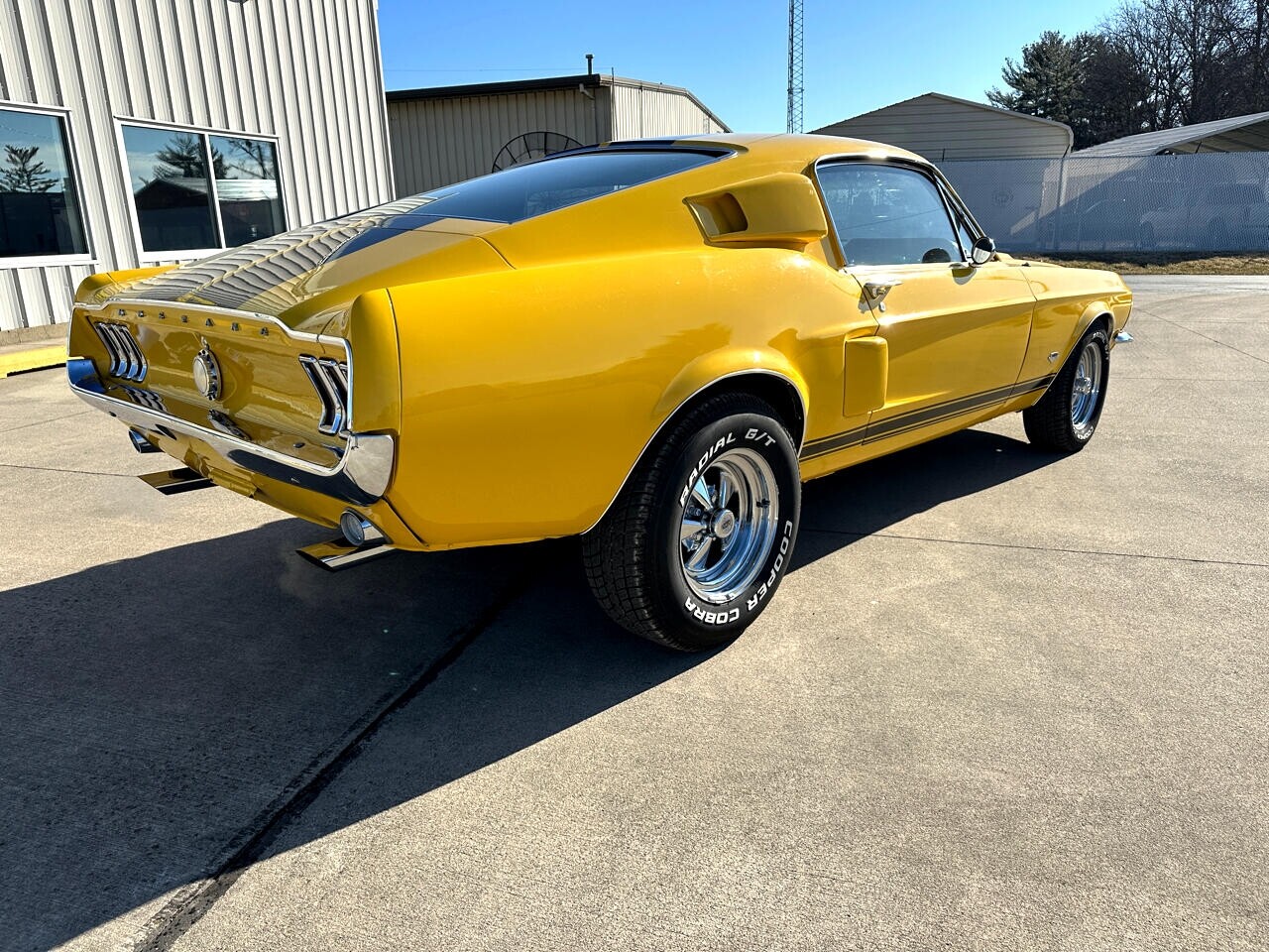 Ford-Mustang-1967-Classic-Car-30
