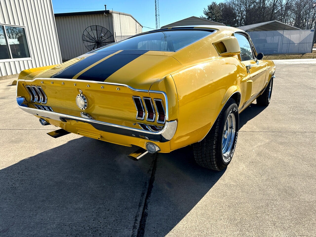 Ford-Mustang-1967-Classic-Car-31