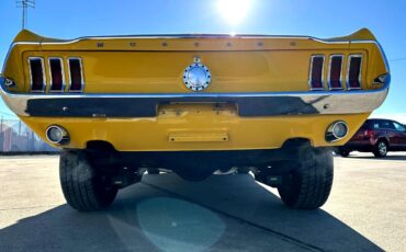 Ford-Mustang-1967-Classic-Car-33