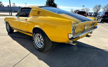 Ford-Mustang-1967-Classic-Car-36