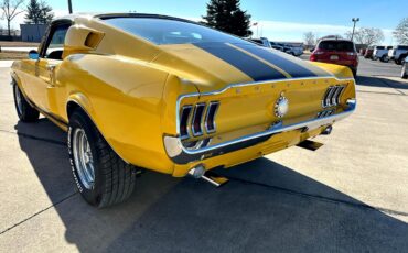 Ford-Mustang-1967-Classic-Car-37