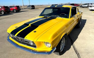 Ford-Mustang-1967-Classic-Car-4