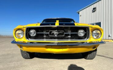 Ford-Mustang-1967-Classic-Car-5