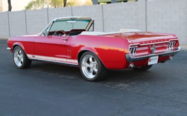 Ford-Mustang-1967-Convertible-12