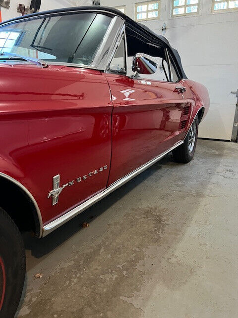 Ford-Mustang-1967-Convertible-24
