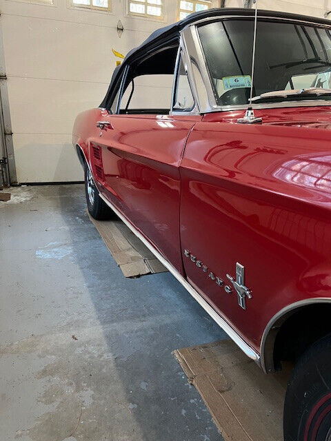 Ford-Mustang-1967-Convertible-25