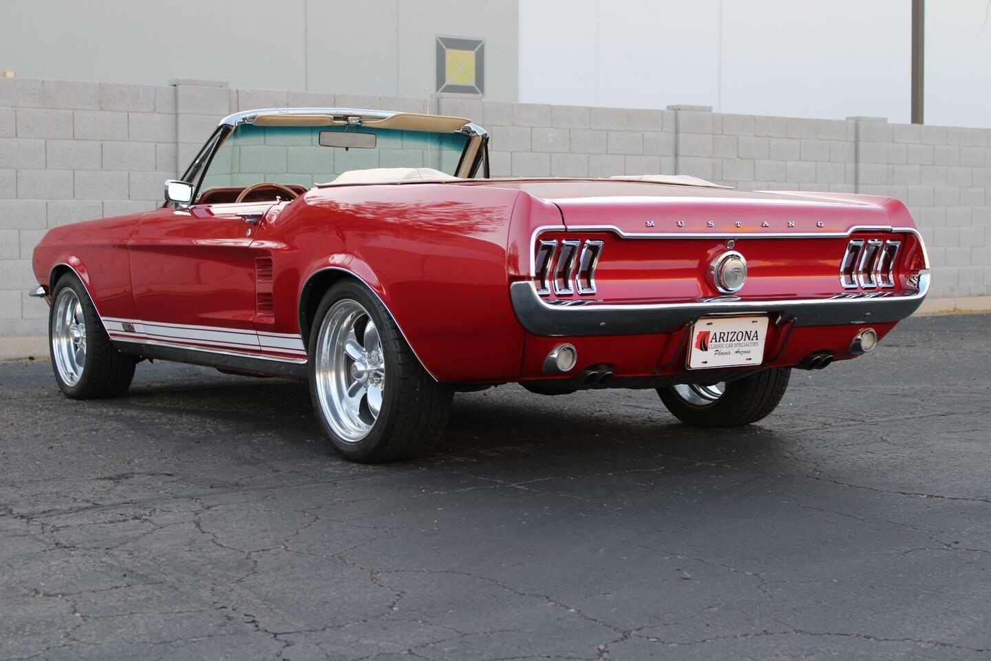Ford-Mustang-1967-Convertible-27