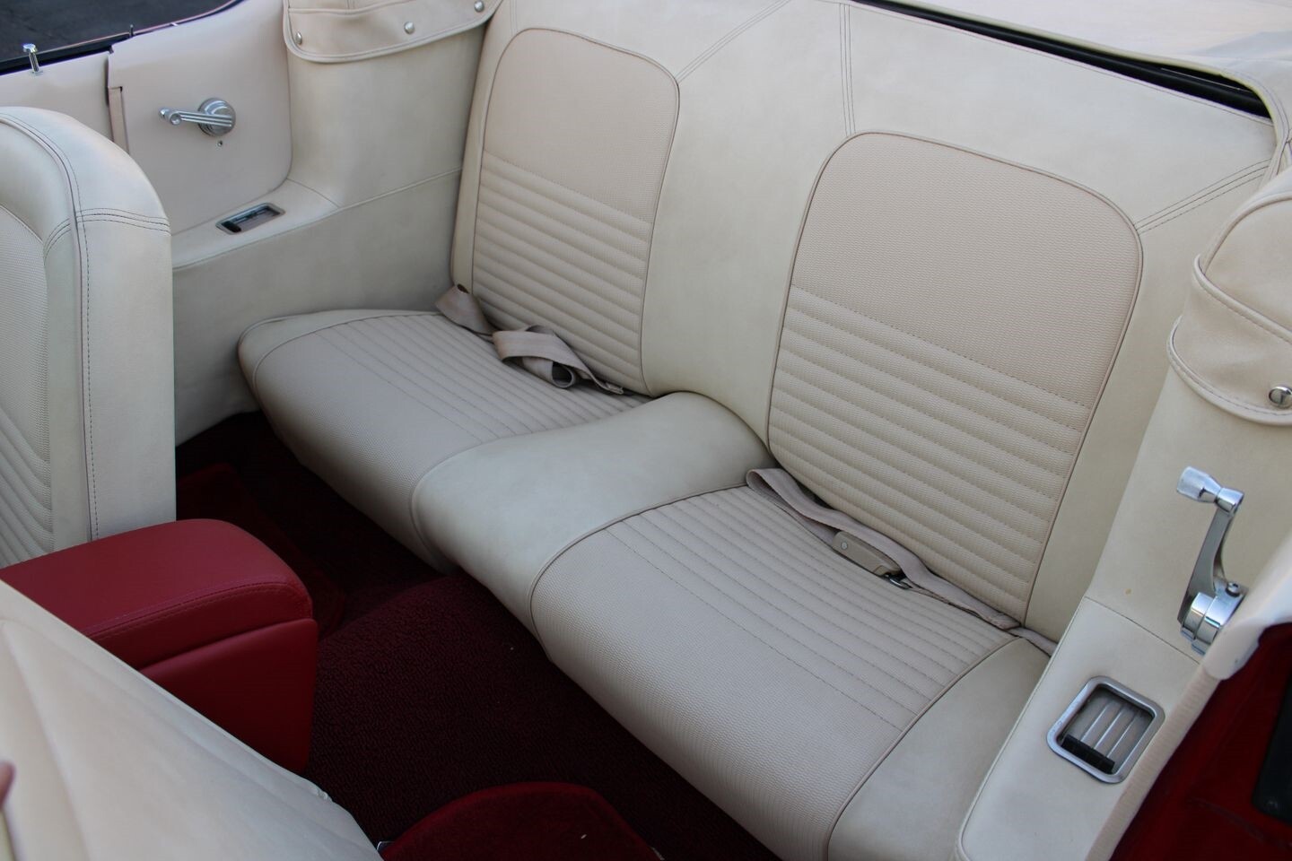 Ford-Mustang-1967-Convertible-36