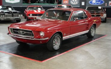 Ford-Mustang-1967-Coupe-1