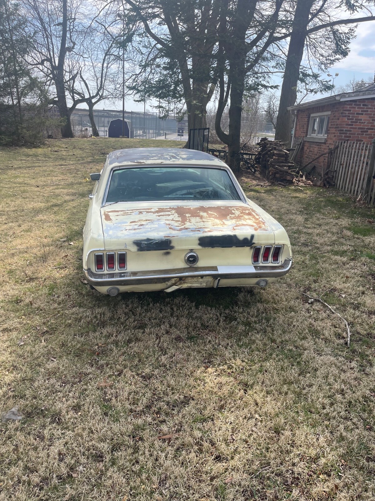 Ford-Mustang-1967-Coupe-1