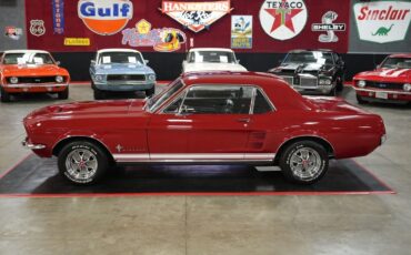Ford-Mustang-1967-Coupe-10