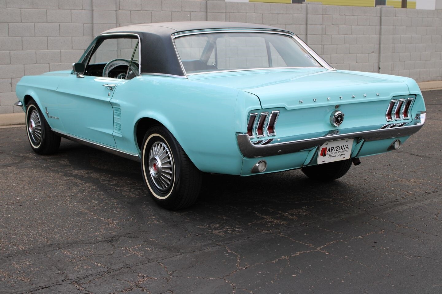 Ford-Mustang-1967-Coupe-15