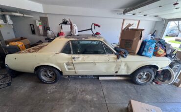 Ford-Mustang-1967-Coupe-16