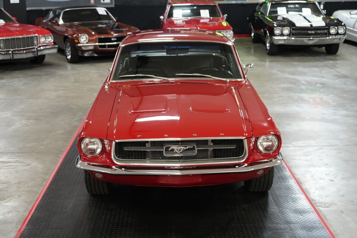 Ford-Mustang-1967-Coupe-17