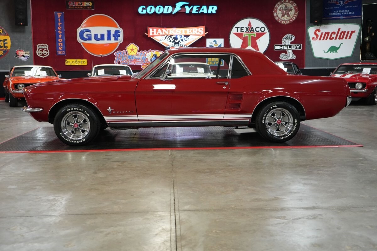 Ford-Mustang-1967-Coupe-19