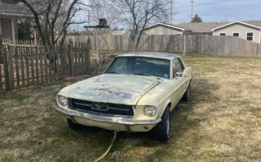 Ford-Mustang-1967-Coupe-2