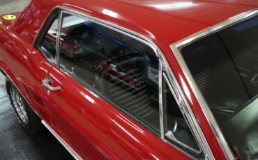 Ford-Mustang-1967-Coupe-34