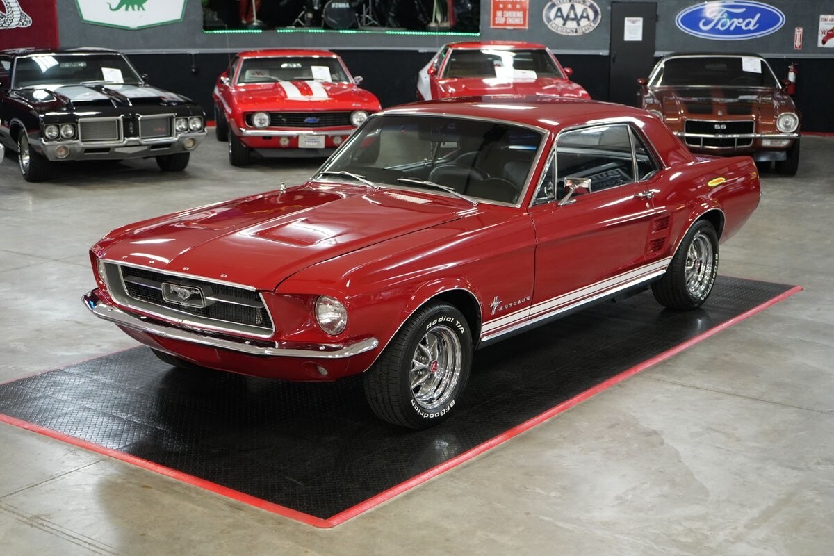 Ford-Mustang-1967-Coupe-9