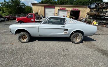 Ford-Mustang-1967-Fastback