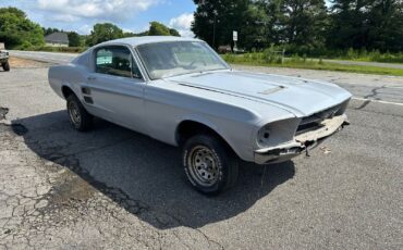 Ford-Mustang-1967-Fastback-7