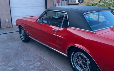 Ford-Mustang-1967-red-2