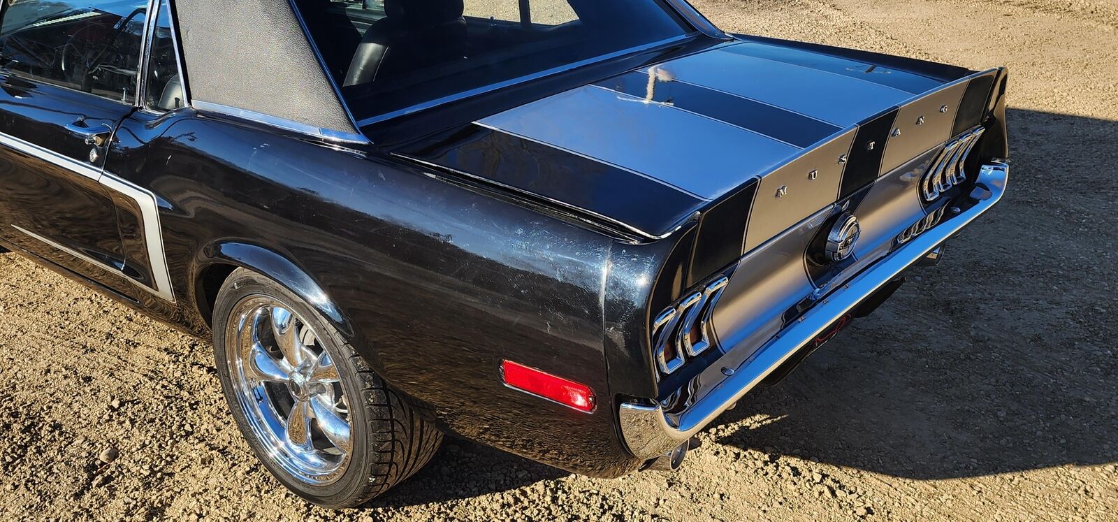 Ford-Mustang-1968-2-dr-coupe-13