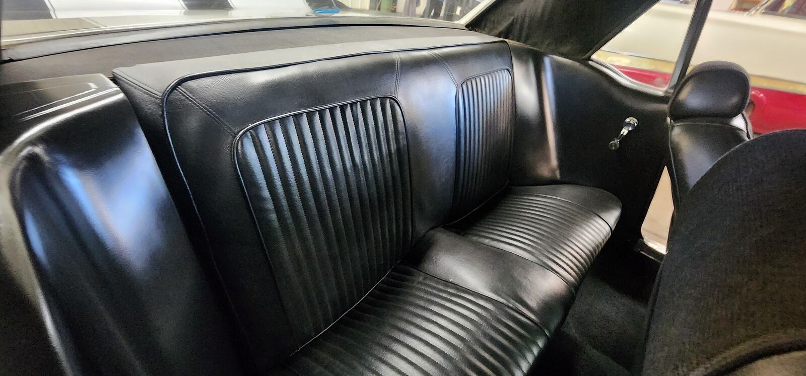 Ford-Mustang-1968-2-dr-coupe-21