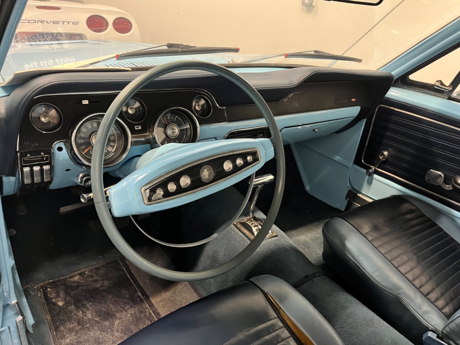Ford-Mustang-1968-Coupe-11