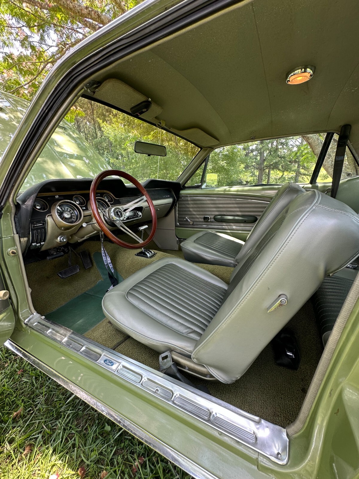 Ford-Mustang-1968-Coupe-4