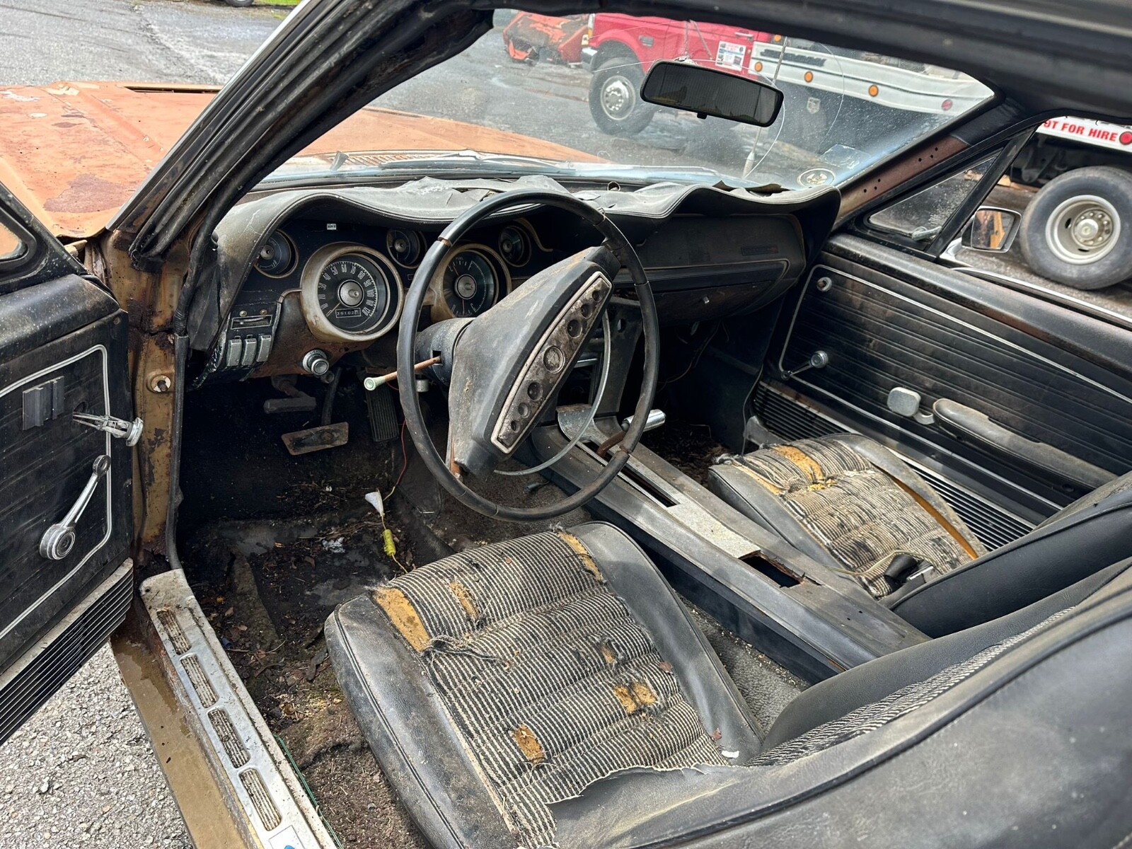 Ford-Mustang-1968-Fastback-8