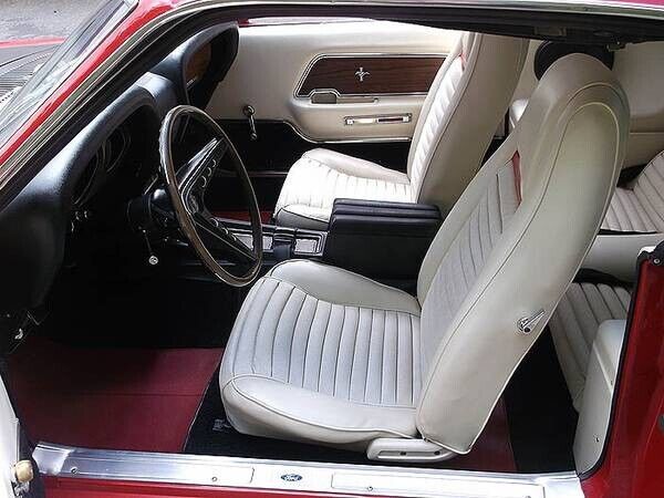 Ford-Mustang-1969-Fastback-6