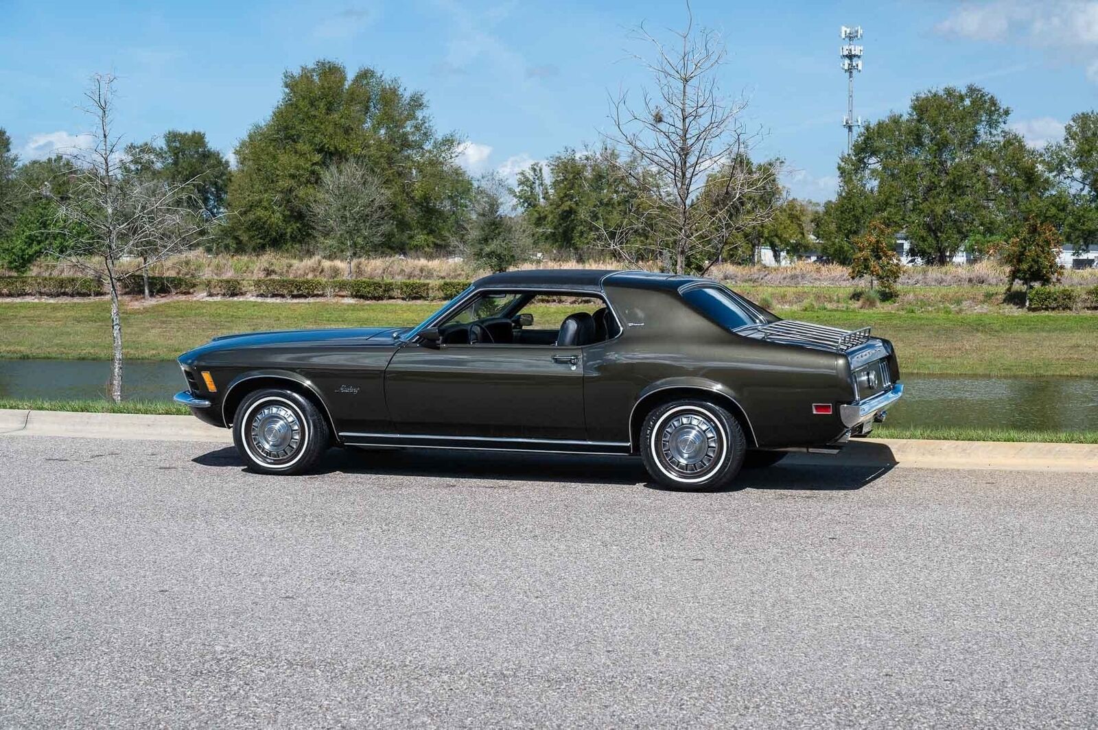 Ford-Mustang-1970-2-Door-20