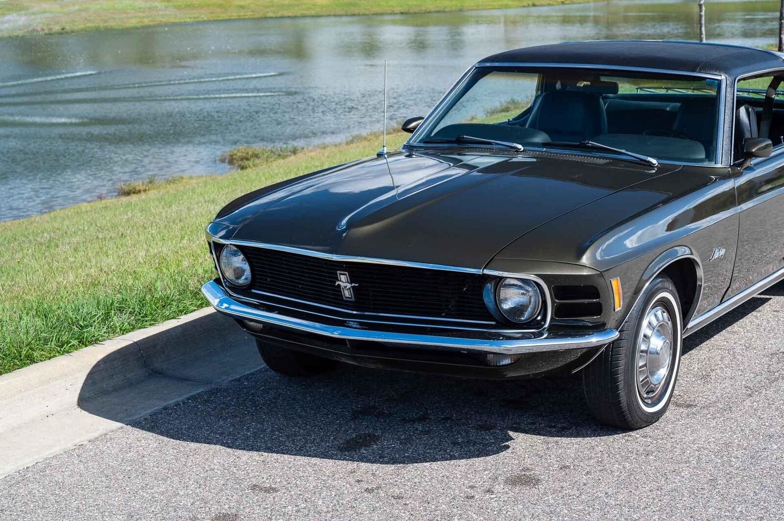 Ford-Mustang-1970-2-Door-27