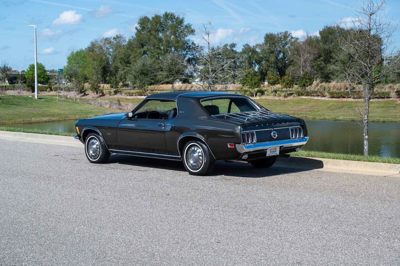 Ford-Mustang-1970-2-Door-3