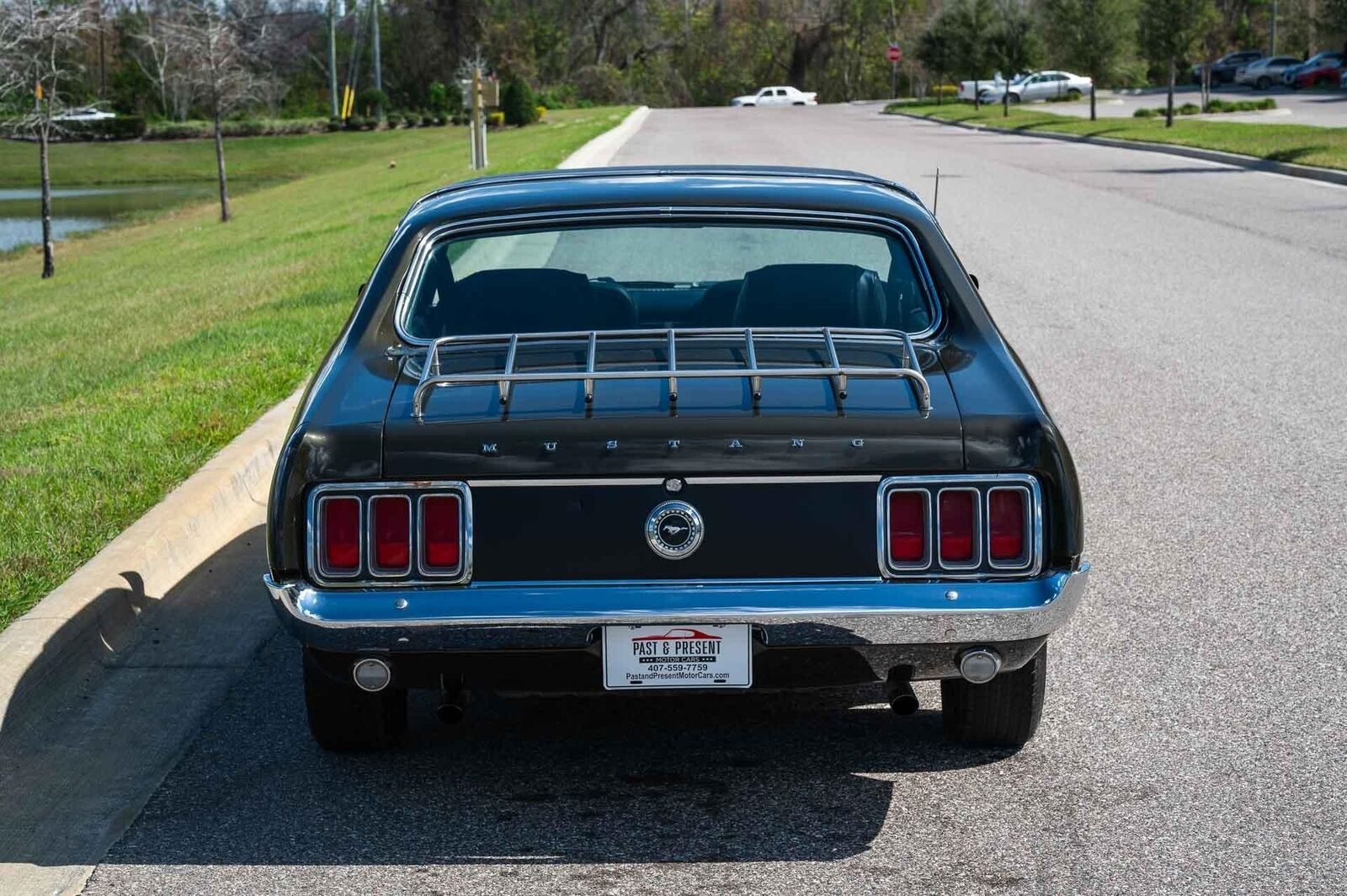 Ford-Mustang-1970-2-Door-4